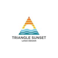 vector de diseño de logotipo de puesta de sol de triángulo