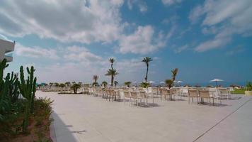 terraço de luxo em uma praia tropical video