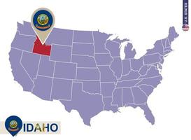 estado de idaho en el mapa de estados unidos. bandera y mapa de idaho. vector