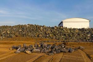 ver un montón de rocas grises foto