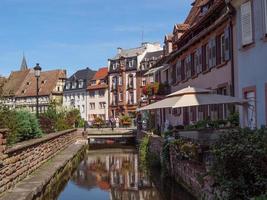 la ciudad de wissembourg en francia foto