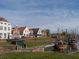 Greetsiel en la costa alemana del Mar del Norte foto