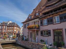 la ciudad de wissembourg en francia foto