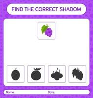 encuentra el juego de sombras correcto con uva. hoja de trabajo para niños en edad preescolar, hoja de actividades para niños vector