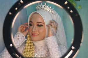 Beautiful Indonesian Muslim bride. photo