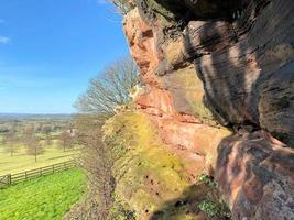 una vista de la campiña de cheshire en carden foto