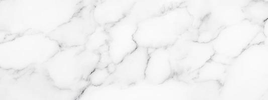 textura de piedra de mármol blanco panorámico para el fondo o lujosos suelos de baldosas y diseño decorativo de papel pintado. foto