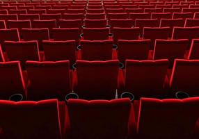 filas de asientos de terciopelo rojo viendo películas en el cine con fondo de banner de espacio de copia. concepto de entretenimiento y teatro. representación de ilustración 3d foto