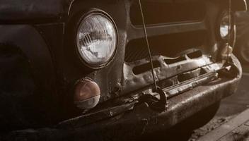 headlights of an old car photo