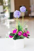 Vases artificial flowers photo