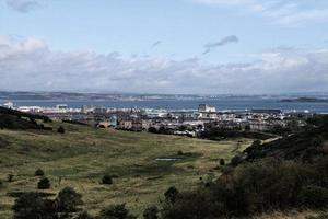 una vista de edimburgo en escocia foto