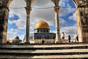 jerusalén en israel en mayo de 2019. una vista de la cúpula de la roca foto