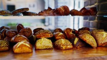 Fresh bread on shelves in bakery video