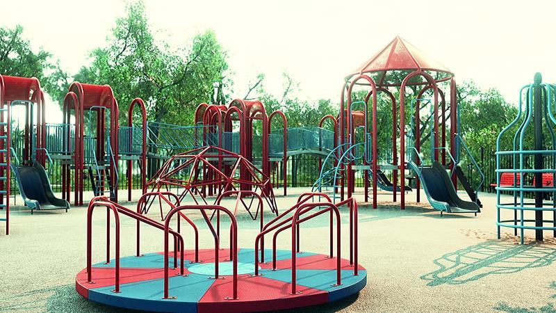 A*N様 playground pg EMPTY | PNK Empty playground from above - Free Stock Photo by Mikhail on