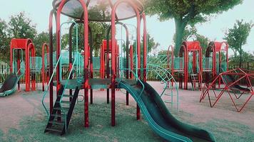 playground vazio no parque video