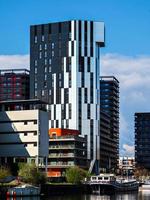 nuevos y modernos apartamentos residenciales de gran altura en estrasburgo foto