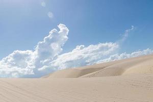 hermosa imagen de dunas en la ciudad natal, rio grande do norte, brasil. foto