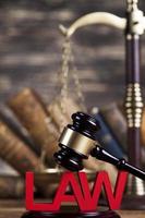 concepto de ley y justicia, mazo de madera