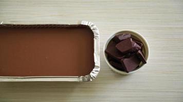 chocoladetaart met zachte ganache of chocolade fudge cake video