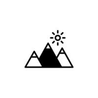 montaña, colina, monte, pico línea sólida icono vector ilustración logotipo plantilla. adecuado para muchos propósitos.