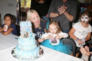 LOS ANGELES  NOV 26, Adrienne Frantz, Amelie Bailey at the Amelie Bailey 2nd Birthday Party at Private Residence on November 26, 2017 in Studio City, CA photo