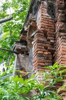 Close the brick pillars collapsed. photo