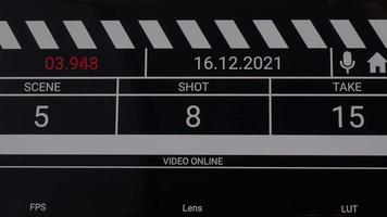 interface de claquete de filme. número digital correndo e contando antes de atirar video