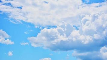 Blue sky blank space timelapse background with forming clouds in sunny day outdoors video