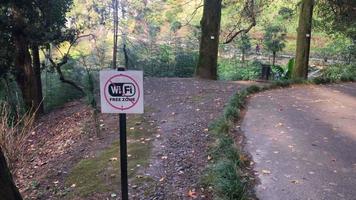 Pathway in park with no wifi video