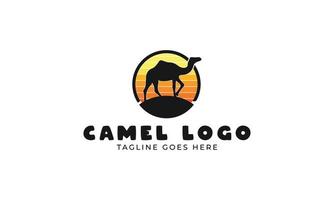 diseño de logotipo de camello vector