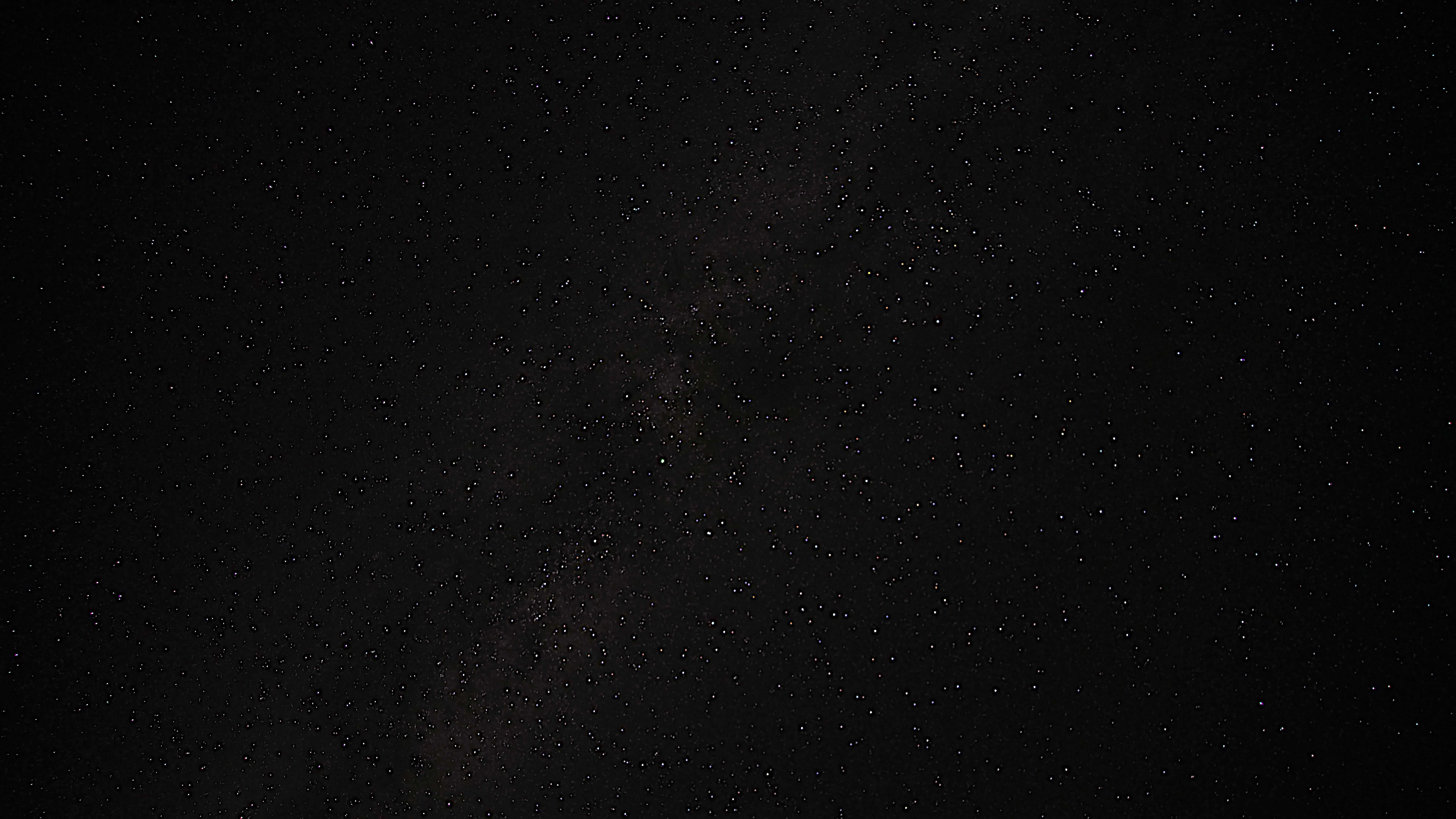 cielo estrellado de 8k en la noche 7537413 Vídeo de stock en Vecteezy