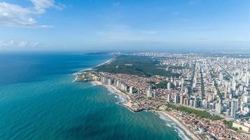 bella imagen aerea de la ciudad de natal, rio grande do norte, brasil. foto