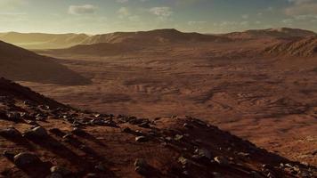 belles dunes de sable dans le désert du sahara au coucher du soleil video