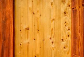 vista de cerca en diferentes superficies de madera de troncos de tablones y paredes de madera en alta resolución foto