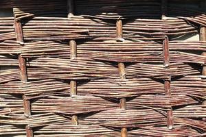 vista de cerca en diferentes superficies de madera de troncos de tablones y paredes de madera en alta resolución foto