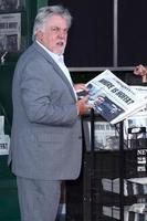 los angeles, 24 de octubre - bruce mcgill en el estreno irlandés en el teatro chino tcl imax el 24 de octubre de 2019 en los angeles, ca foto