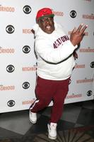 LOS ANGELES, NOV 18 - Cedric the Entertainer at the The Neighbohood Celebrates the Welcome to Bowling Episode at Pinz Bowling Alley on November 18, 2019 in Studio City, CA photo