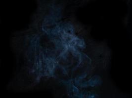 humo blanco, abstracto sobre fondo negro foto