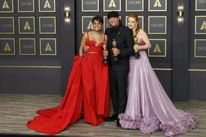 LOS ANGELES, MAR 27 - Ariana DeBose, Troy Kotsur, Jessica Chastain at the 94th Academy Awards at Dolby Theater on March 27, 2022 in Los Angeles, CA photo