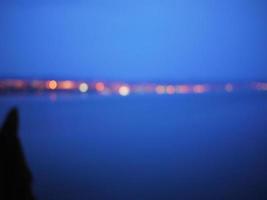 luces borrosas desenfocadas del paisaje crepuscular foto