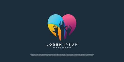 logotipo de caridad con concepto de amor colorido y vector premium de manos humanas