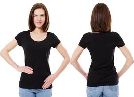 mujer con camiseta negra con cuello en V, delante y detrás, espacio para copiar foto