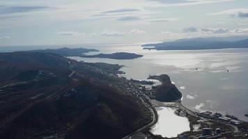 veduta aerea del paesaggio urbano di petropavlovsk-kamchatsky, russia video