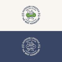 conjunto de logotipos de camping que consta de un cuchillo y firmar la mejor aventura para explorar emblema, etiqueta de expedición vector