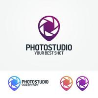 logo de photostudio con apertura y pin vector