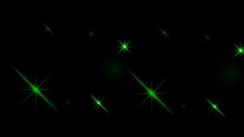 animazione luce verde brilla su sfondo nero. video