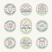 el emblema de camping establece el estilo de línea de color para el símbolo turístico, explora el logotipo, la placa de viaje vector