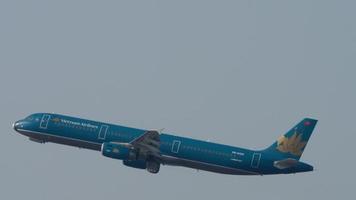 vietnam airlines airbus a321 vertrek uit hong kong video