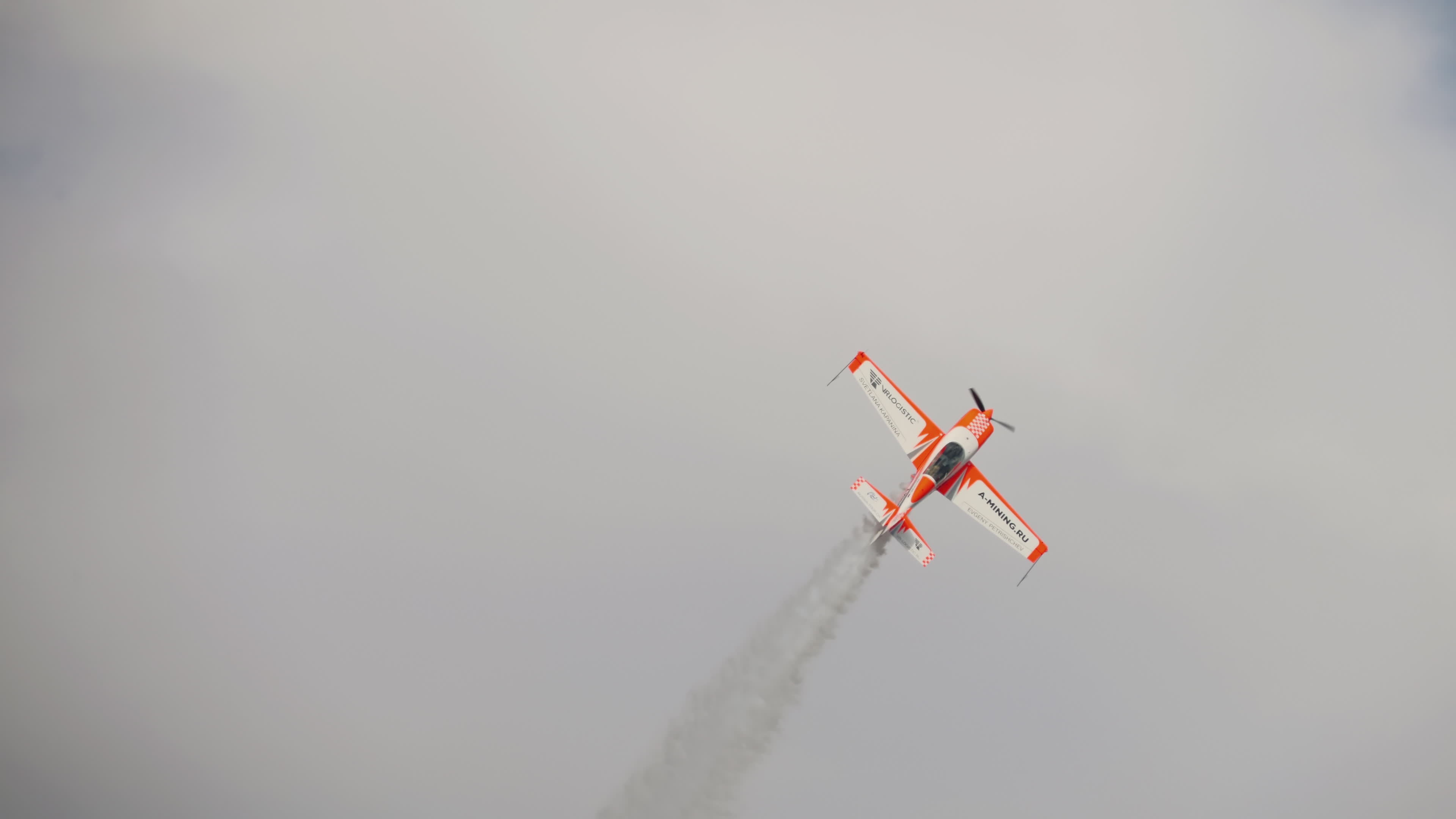 World champion performs aerobatics 7658614 Stock Video at Vecteezy