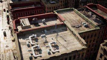 vista aérea de los techos de los edificios del centro de nueva york video